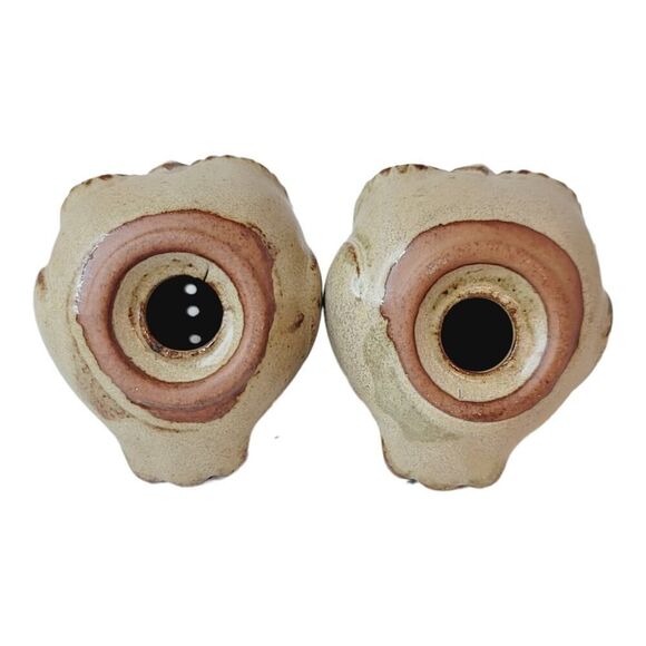 Vintage Art Pottery Ceramic Stoneware Owls Salt and Pepper Shakers UCTCI READ - Picture 7 of 9